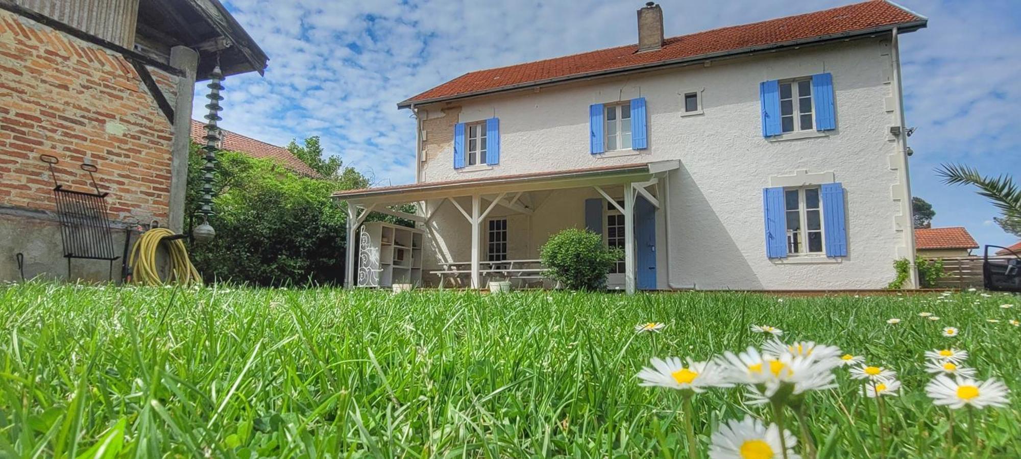 Charmante Maison Dans Les Landes X 10 Avec Piscine Et Salle D Escalade Lue Luaran gambar